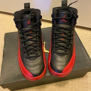 Authentic jordan retro 12s big kids size 4
